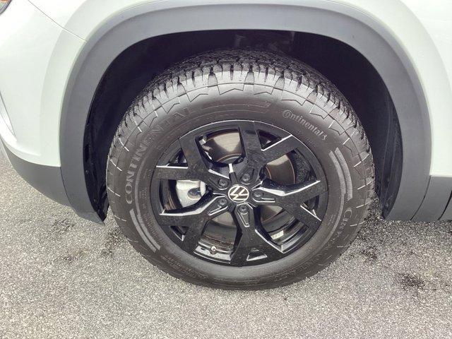 used 2025 Volkswagen Atlas car, priced at $42,990
