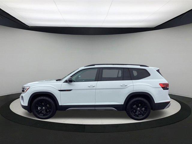 used 2025 Volkswagen Atlas car, priced at $42,990