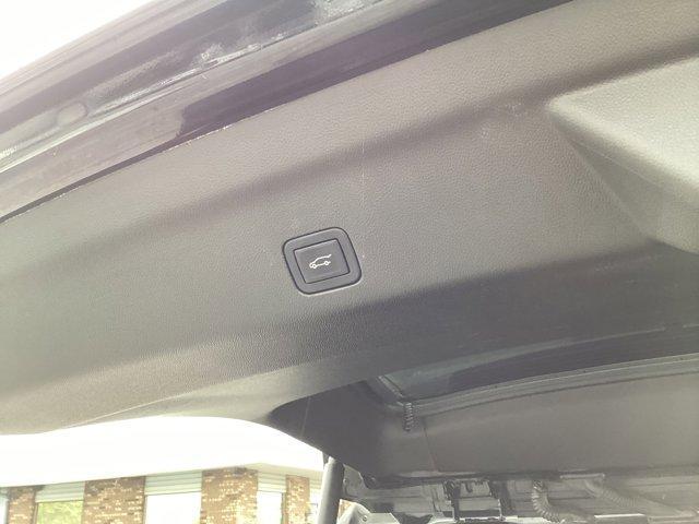 used 2022 GMC Yukon car