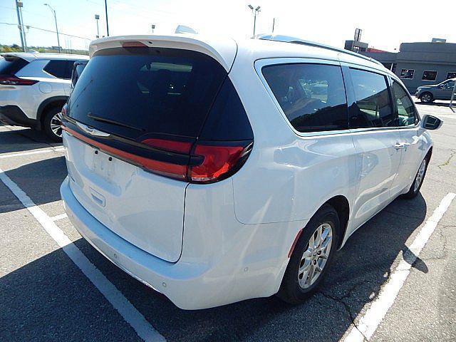 used 2021 Chrysler Pacifica car, priced at $23,429