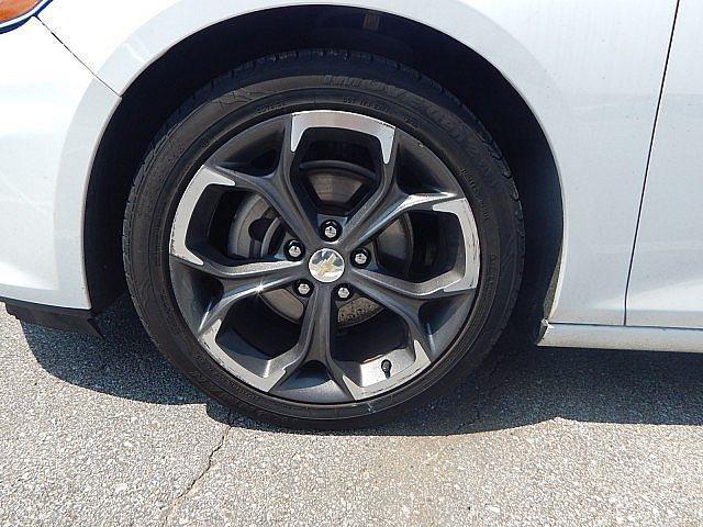 used 2022 Chevrolet Malibu car, priced at $20,773