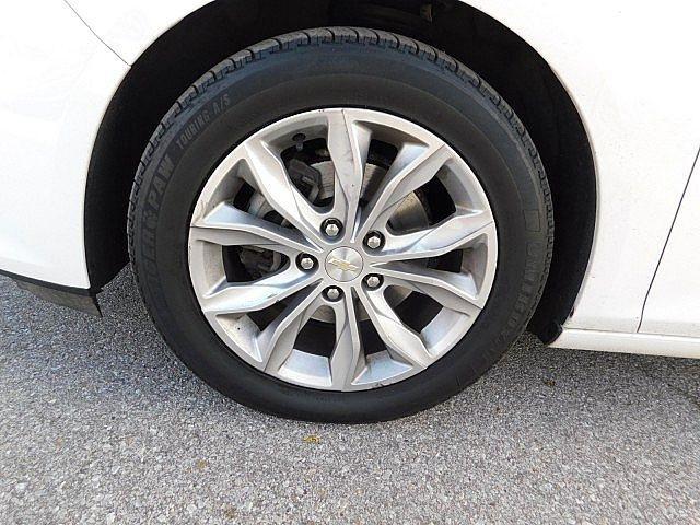 used 2020 Chevrolet Malibu car, priced at $17,933