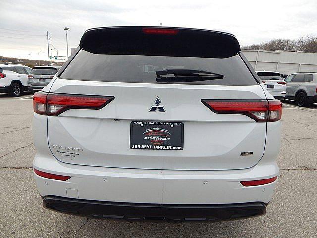 new 2024 Mitsubishi Outlander car, priced at $36,170