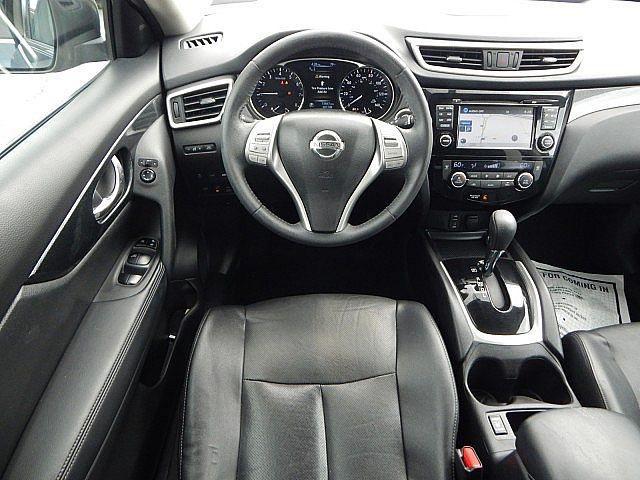 used 2016 Nissan Rogue car, priced at $17,888