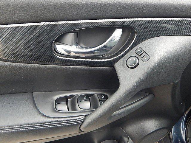 used 2016 Nissan Rogue car, priced at $17,888