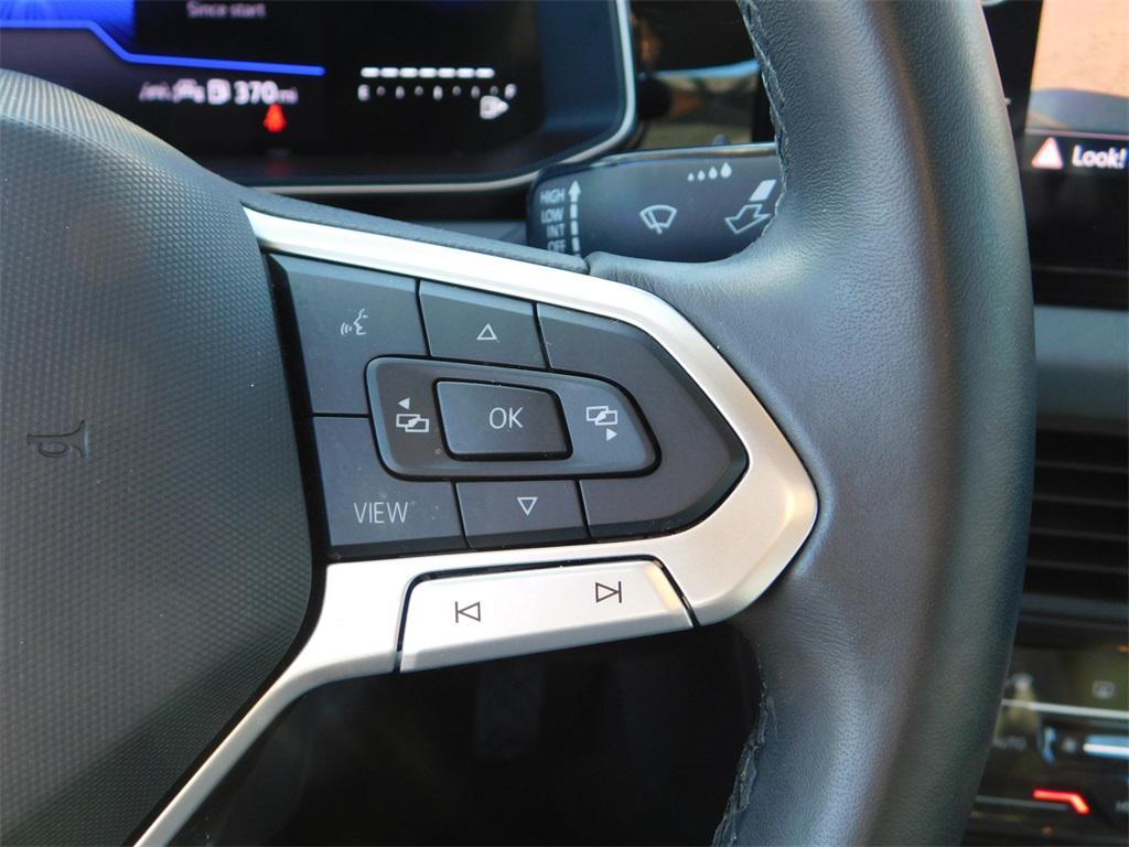 used 2025 Volkswagen Jetta car, priced at $23,611