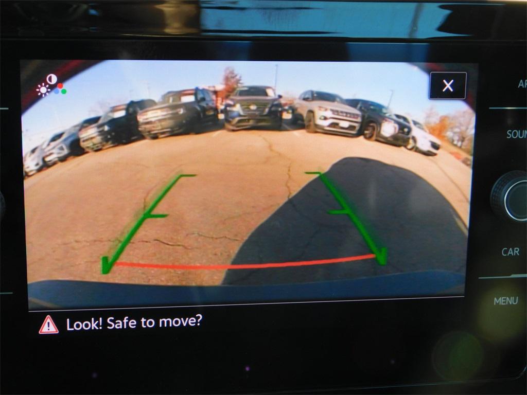 used 2025 Volkswagen Jetta car, priced at $23,611