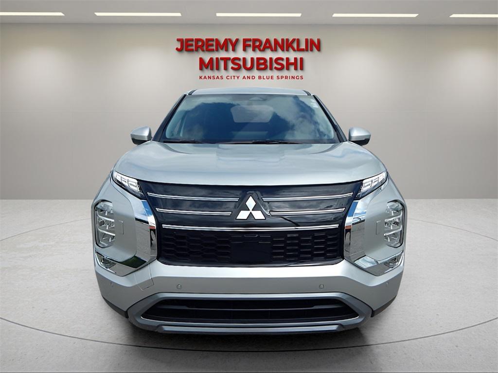 new 2025 Mitsubishi Outlander car, priced at $36,205