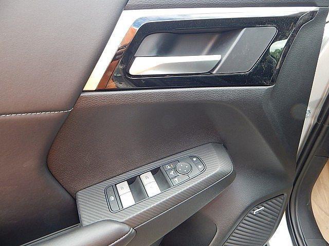 new 2025 Mitsubishi Outlander car, priced at $36,205