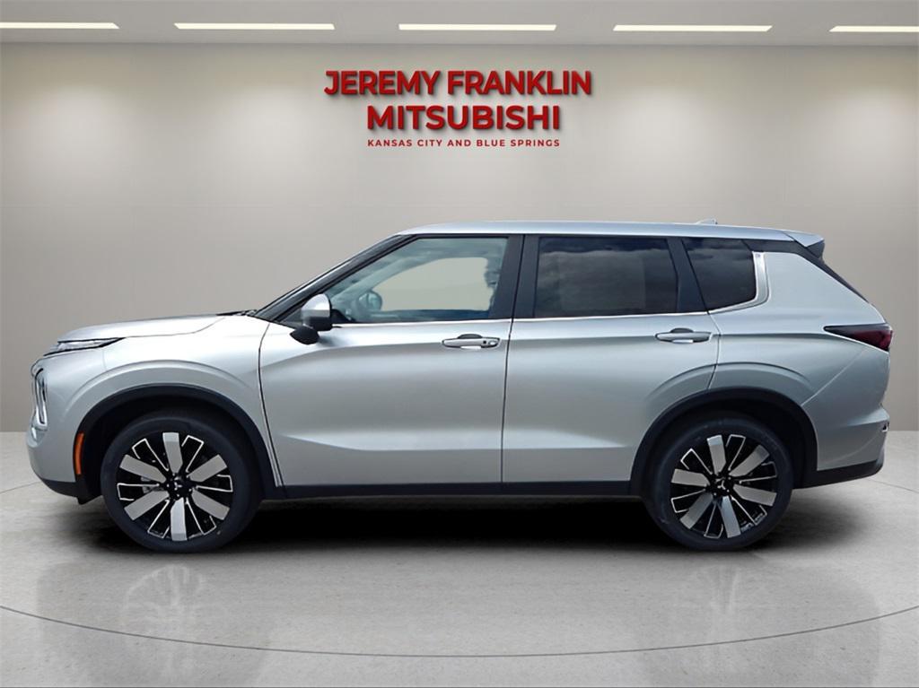 new 2025 Mitsubishi Outlander car, priced at $36,205