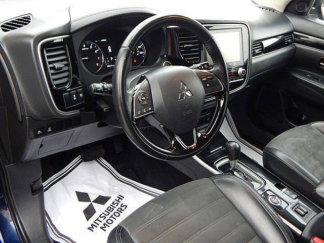 used 2020 Mitsubishi Outlander car, priced at $18,900