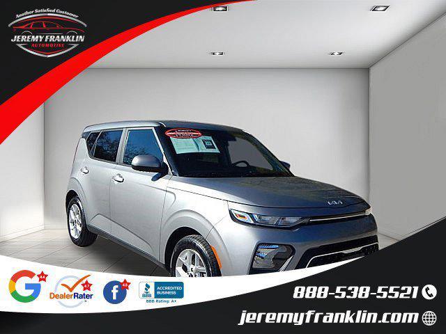 used 2022 Kia Soul car, priced at $17,671