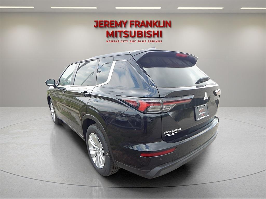 new 2025 Mitsubishi Outlander car, priced at $33,930