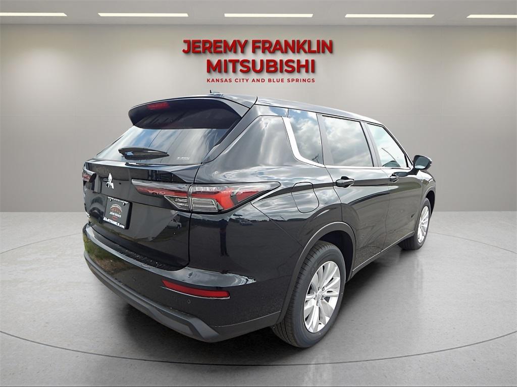 new 2025 Mitsubishi Outlander car, priced at $33,930