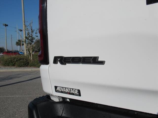 new 2025 Ram 1500 car, priced at $60,980