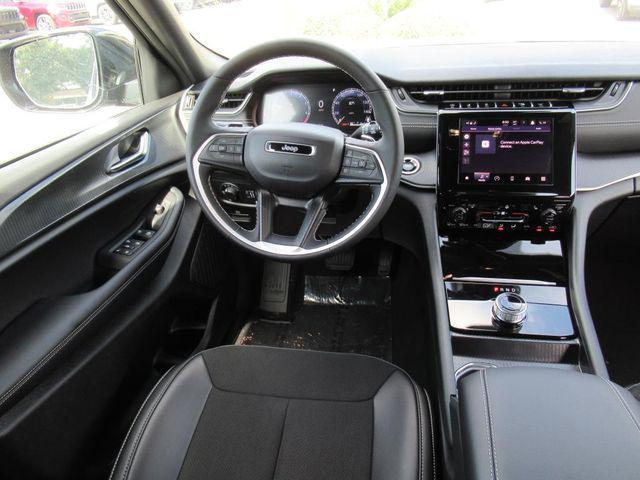 new 2025 Jeep Grand Cherokee L car, priced at $40,225