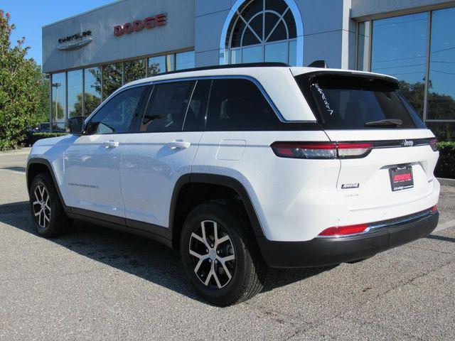 new 2025 Jeep Grand Cherokee car, priced at $44,098