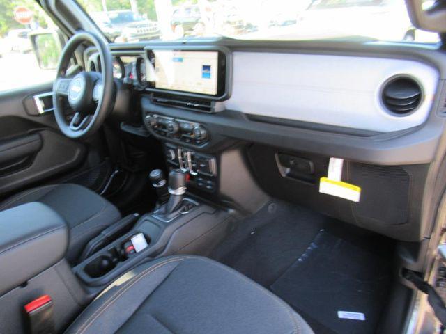 new 2025 Jeep Gladiator car, priced at $44,030