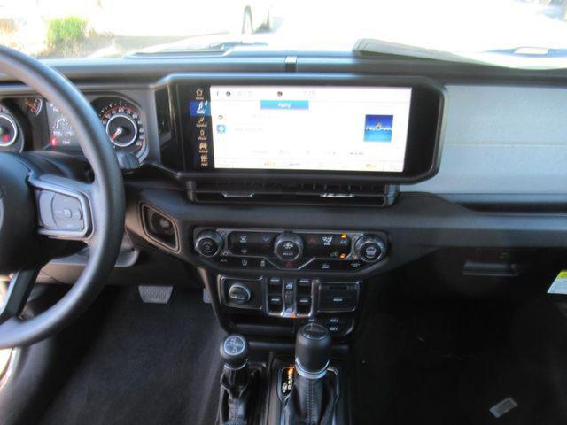 new 2025 Jeep Gladiator car, priced at $44,030