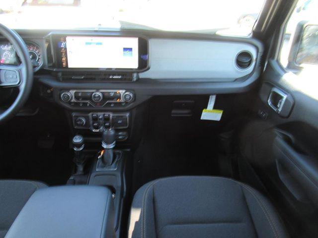 new 2025 Jeep Gladiator car, priced at $44,030