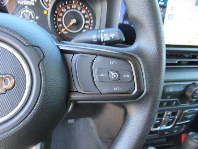 new 2025 Jeep Gladiator car, priced at $44,030