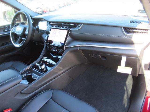 new 2025 Jeep Grand Cherokee L car, priced at $42,633