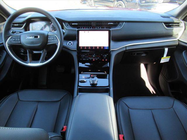 new 2025 Jeep Grand Cherokee L car, priced at $42,633