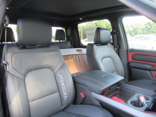 new 2025 Ram 1500 car, priced at $60,629