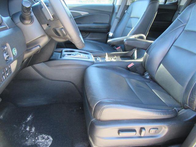 used 2022 Honda Ridgeline car, priced at $31,991