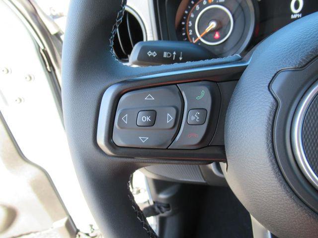 new 2025 Jeep Gladiator car, priced at $40,226