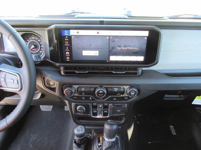 new 2025 Jeep Gladiator car, priced at $40,226