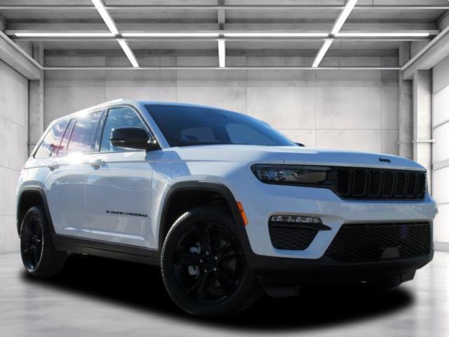 new 2024 Jeep Grand Cherokee car, priced at $42,425