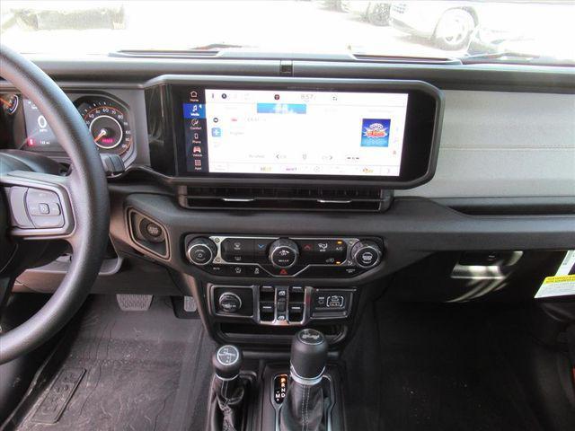 new 2025 Jeep Wrangler car, priced at $38,670