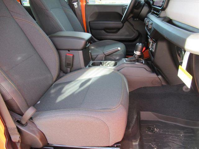 new 2025 Jeep Wrangler car, priced at $38,670