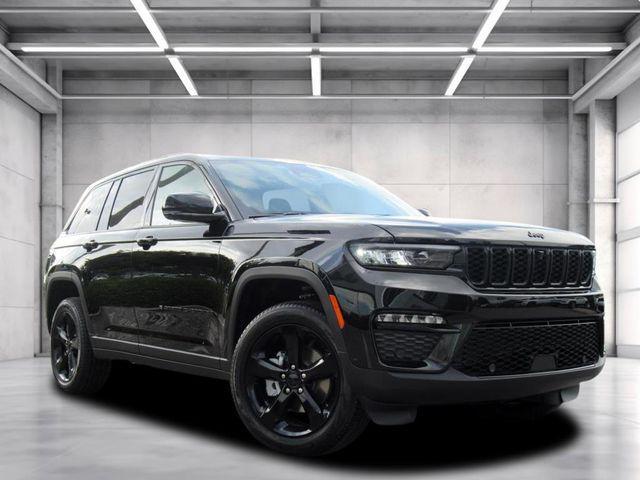 new 2025 Jeep Grand Cherokee car, priced at $48,041
