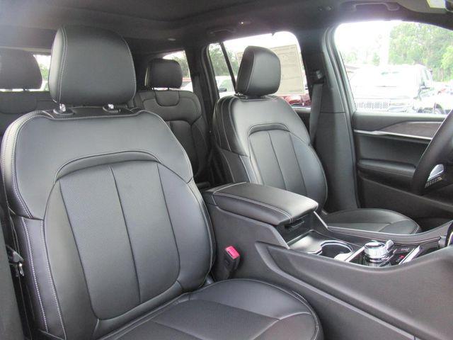 new 2025 Jeep Grand Cherokee car, priced at $48,041