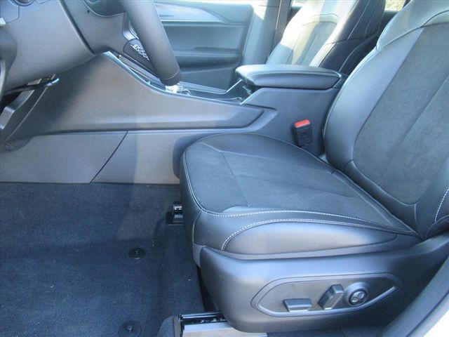 new 2025 Jeep Grand Cherokee L car, priced at $38,152