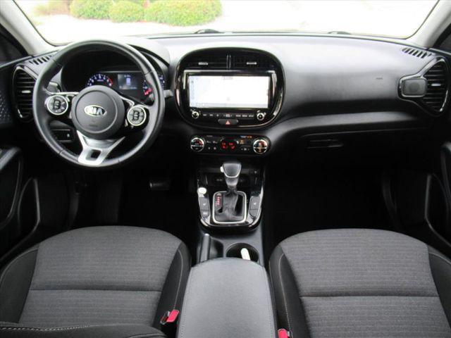 used 2021 Kia Soul car, priced at $10,377