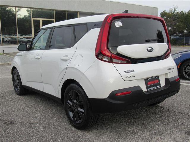 used 2021 Kia Soul car, priced at $10,377
