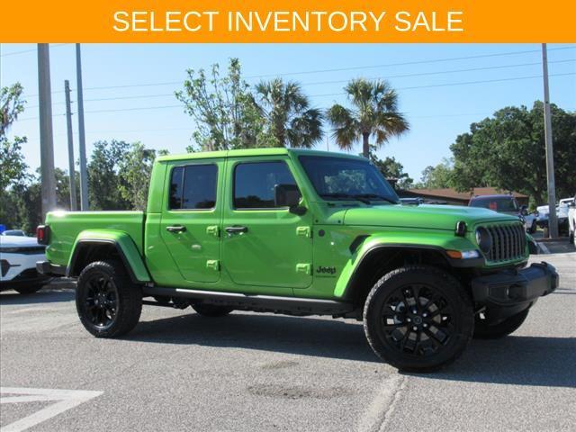 new 2025 Jeep Gladiator car, priced at $39,830