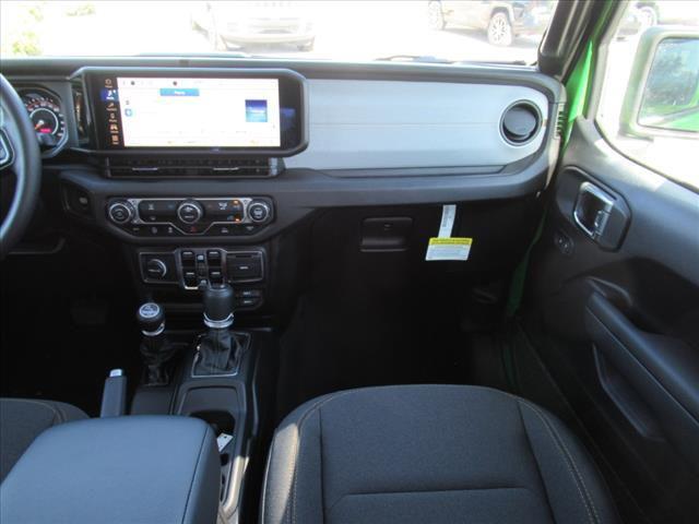 new 2025 Jeep Gladiator car, priced at $44,030