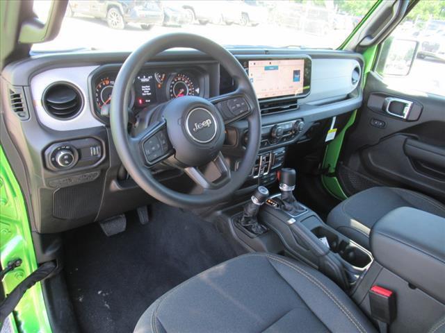 new 2025 Jeep Gladiator car, priced at $44,030