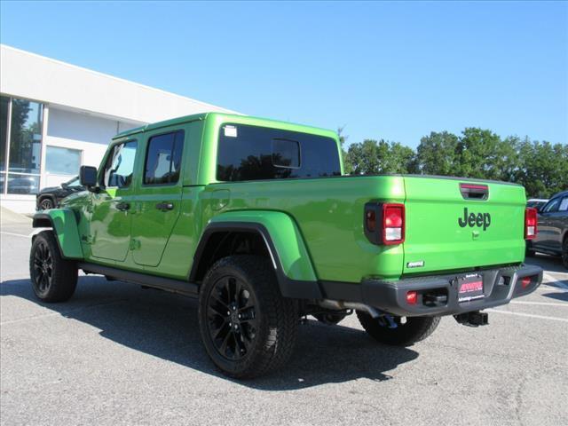 new 2025 Jeep Gladiator car, priced at $44,030