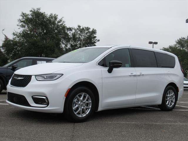 new 2025 Chrysler Pacifica car, priced at $42,134