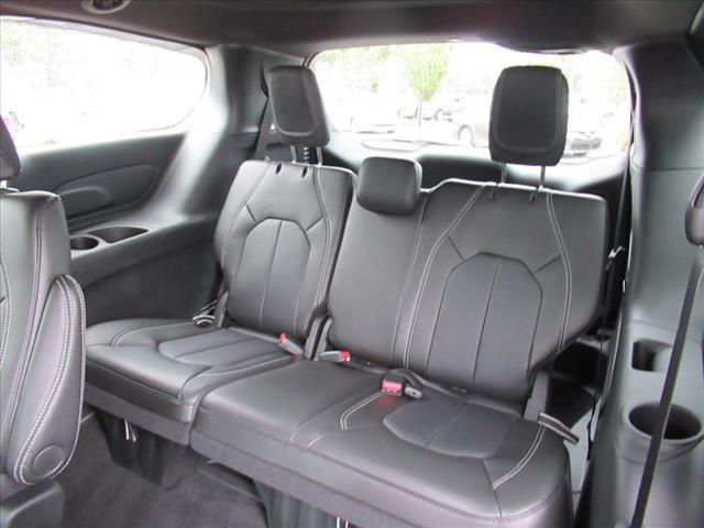 new 2025 Chrysler Pacifica car, priced at $42,134