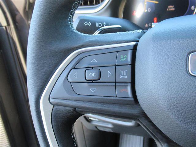 new 2025 Jeep Grand Cherokee L car, priced at $33,680