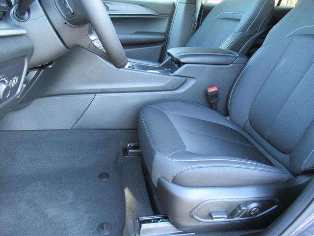 new 2025 Jeep Grand Cherokee L car, priced at $33,680