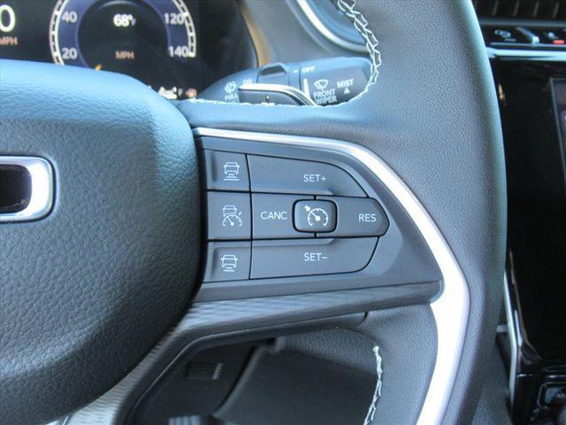 new 2025 Jeep Grand Cherokee L car, priced at $33,680