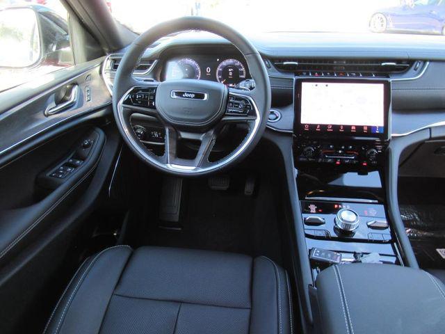 new 2025 Jeep Grand Cherokee car, priced at $55,593