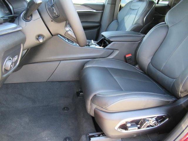 new 2025 Jeep Grand Cherokee car, priced at $55,593